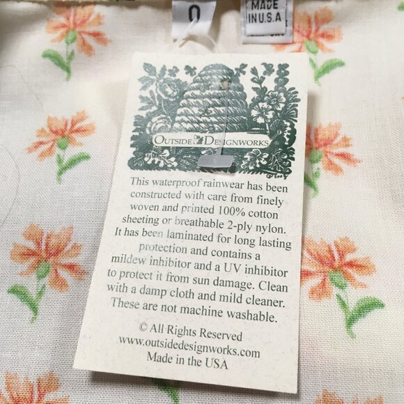 Waterproof Button Up Hooded Raincoat - Picture 8 of 8